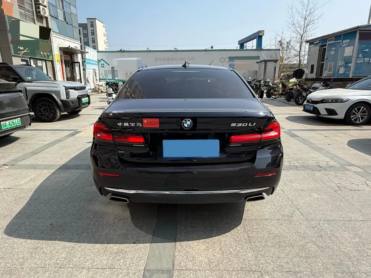 2022 BMW 5 Series 2.0T 184HP L4 8AT,autocango,china used car exporter,china ev exporter,chinese used car exporter,chinese used ev exporter