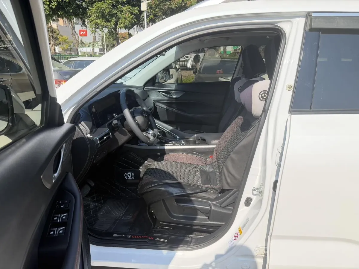 2019 ChangAn CS35 Plus 1.4T 158HP L4 7DCT,autocango,china used car exporter,china ev exporter,chinese used car exporter,chinese used ev exporter