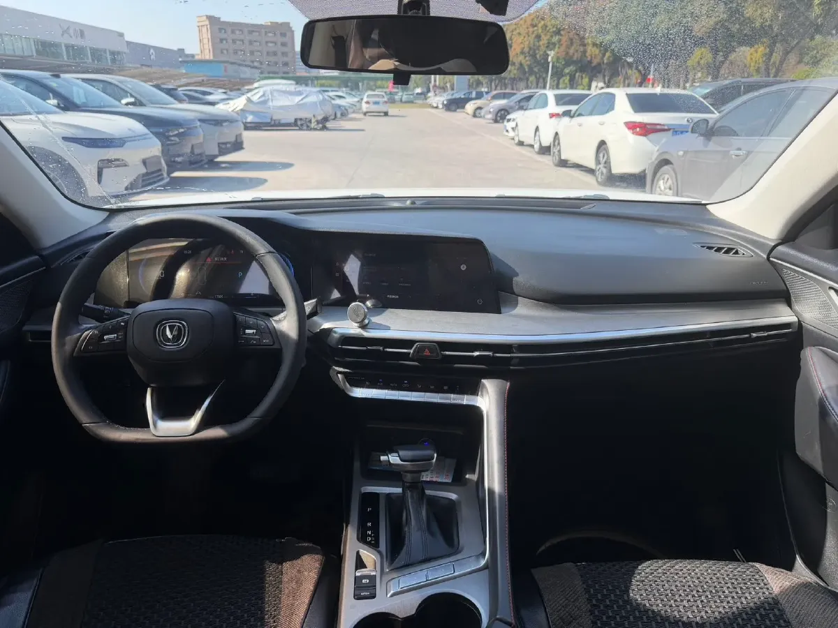 2019 ChangAn CS35 Plus 1.4T 158HP L4 7DCT,autocango,china used car exporter,china ev exporter,chinese used car exporter,chinese used ev exporter