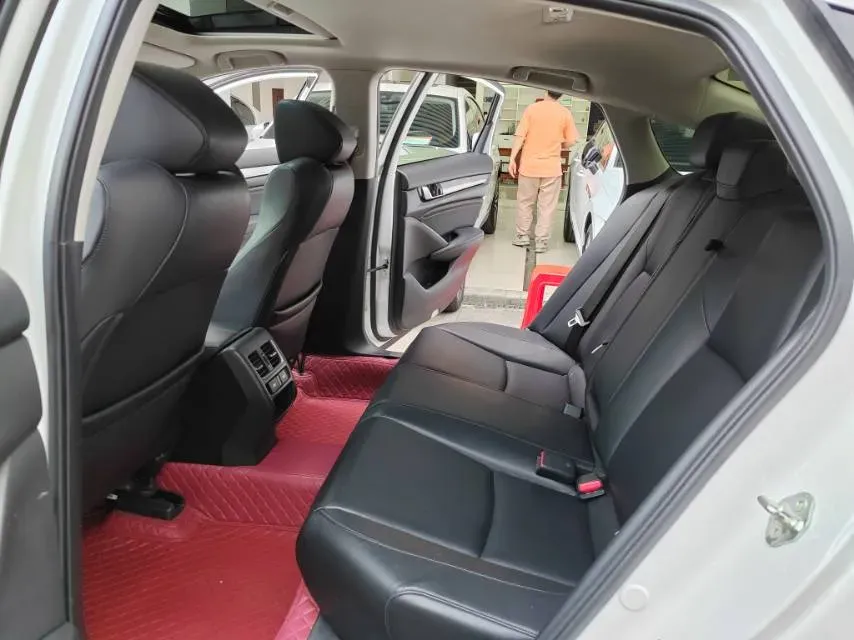 2022 Honda Accord 1.5T 194HP L4 CVT,autocango,china used car exporter,china ev exporter,chinese used car exporter,chinese used ev exporter