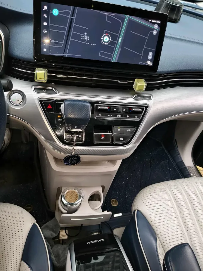 2021 Roewe iMAX8 2.0T 234HP L4 8AT,autocango,china used car exporter,china ev exporter,chinese used car exporter,chinese used ev exporter