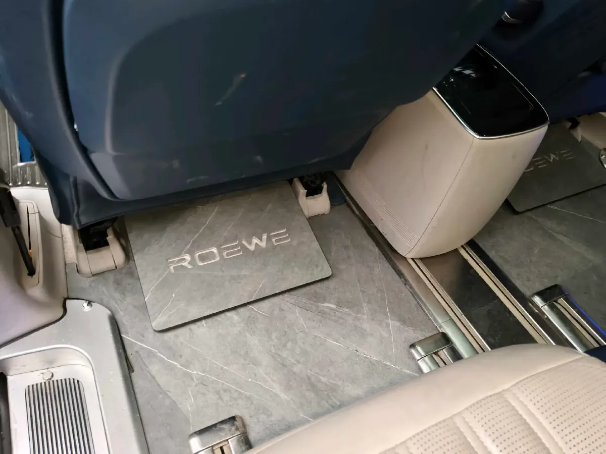 2021 Roewe iMAX8 2.0T 234HP L4 8AT,autocango,china used car exporter,china ev exporter,chinese used car exporter,chinese used ev exporter