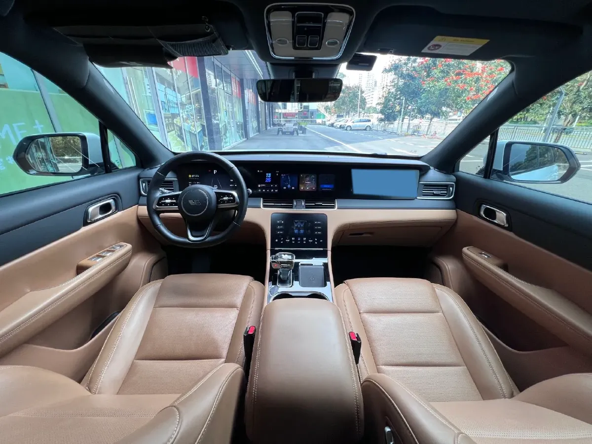 2021 Li ONE Range Extended 131HP REEV 40.5KWH,autocango,china used car exporter,china ev exporter,chinese used car exporter,chinese used ev exporter