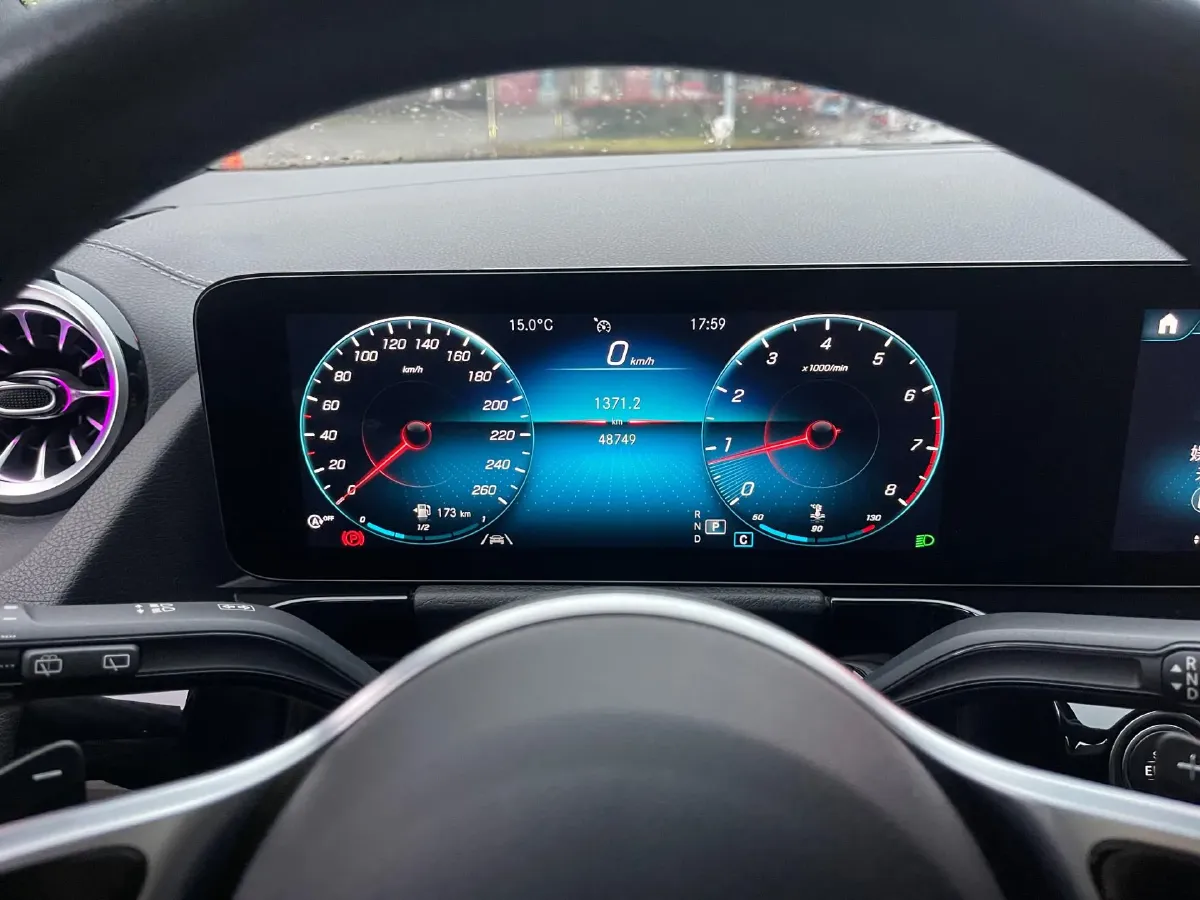 2022 Mercedes-Benz GLA Class 1.3T 163HP L4 7DCT,autocango,china used car exporter,china ev exporter,chinese used car exporter,chinese used ev exporter