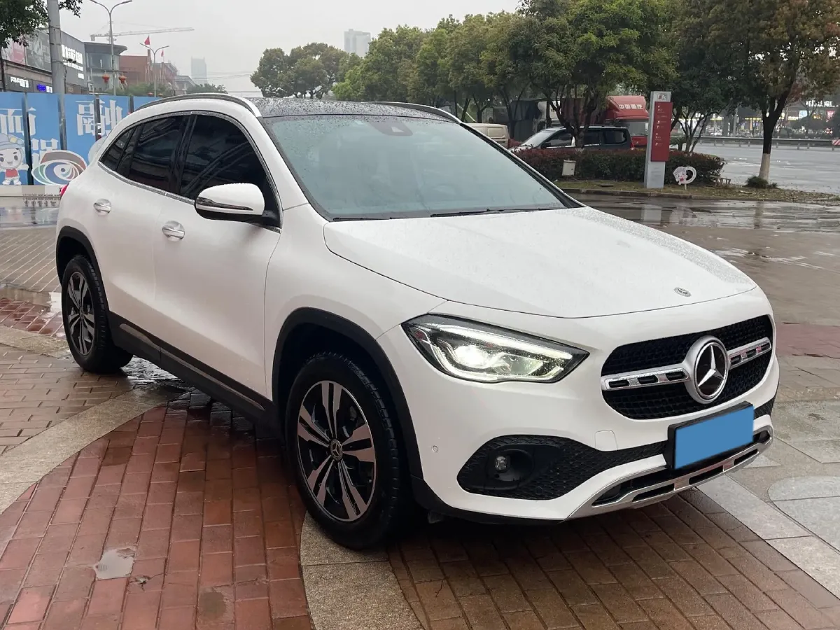 2022 Mercedes-Benz GLA Class 1.3T 163HP L4 7DCT,autocango,china used car exporter,china ev exporter,chinese used car exporter,chinese used ev exporter
