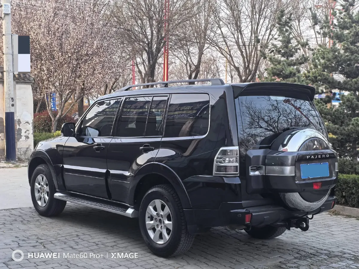 2019 Mitsubishi Pajero 3.0L 174HP V6 5AT,autocango,china used car exporter,china ev exporter,chinese used car exporter,chinese used ev exporter