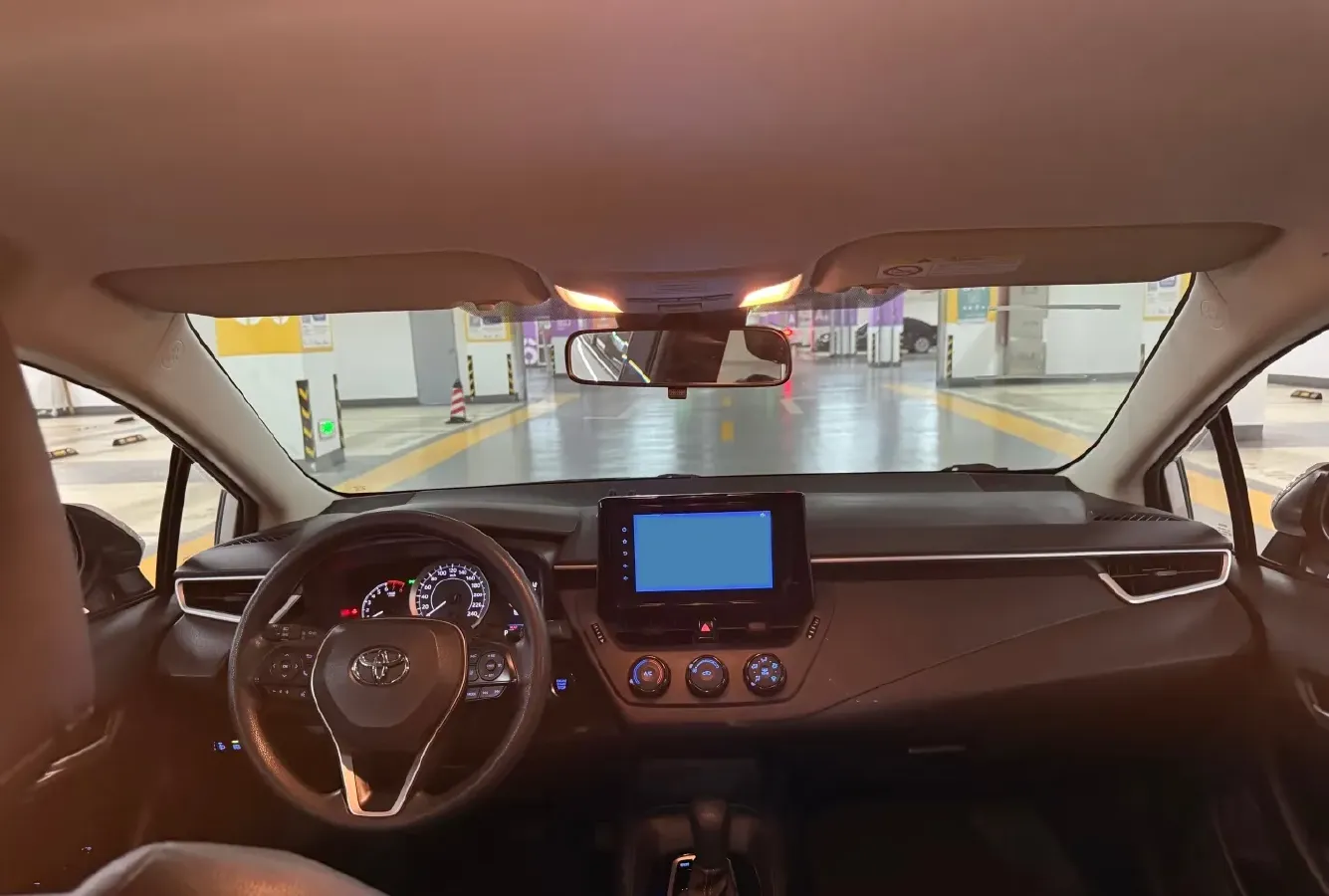 2023 Toyota Corolla 1.2T 116HP L4 CVT,autocango,china used car exporter,china ev exporter,chinese used car exporter,chinese used ev exporter