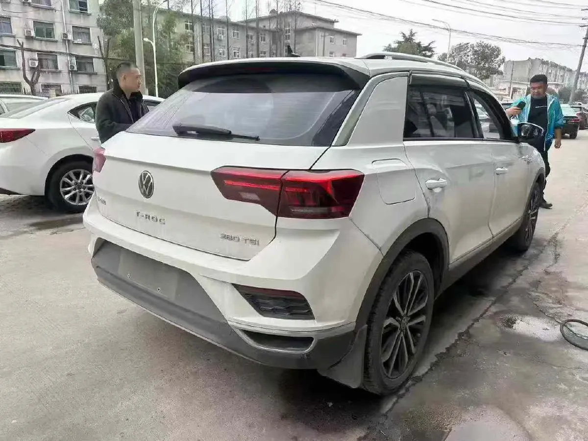 2021 Volkswagen T-Roc 1.4T 150HP L4 7DCT,autocango,china used car exporter,china ev exporter,chinese used car exporter,chinese used ev exporter