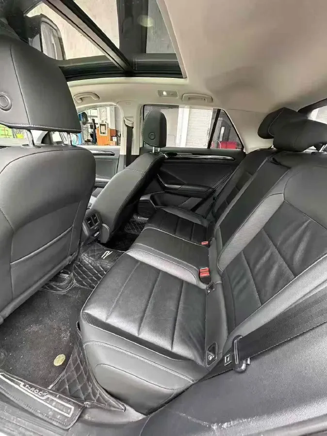 2021 Volkswagen T-Roc 1.4T 150HP L4 7DCT,autocango,china used car exporter,china ev exporter,chinese used car exporter,chinese used ev exporter