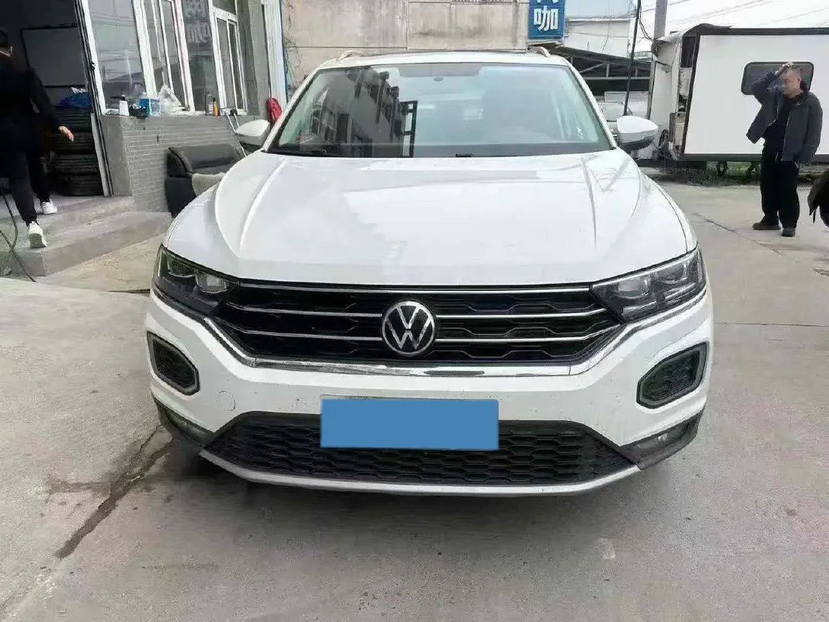2021 Volkswagen T-Roc 1.4T 150HP L4 7DCT,autocango,china used car exporter,china ev exporter,chinese used car exporter,chinese used ev exporter