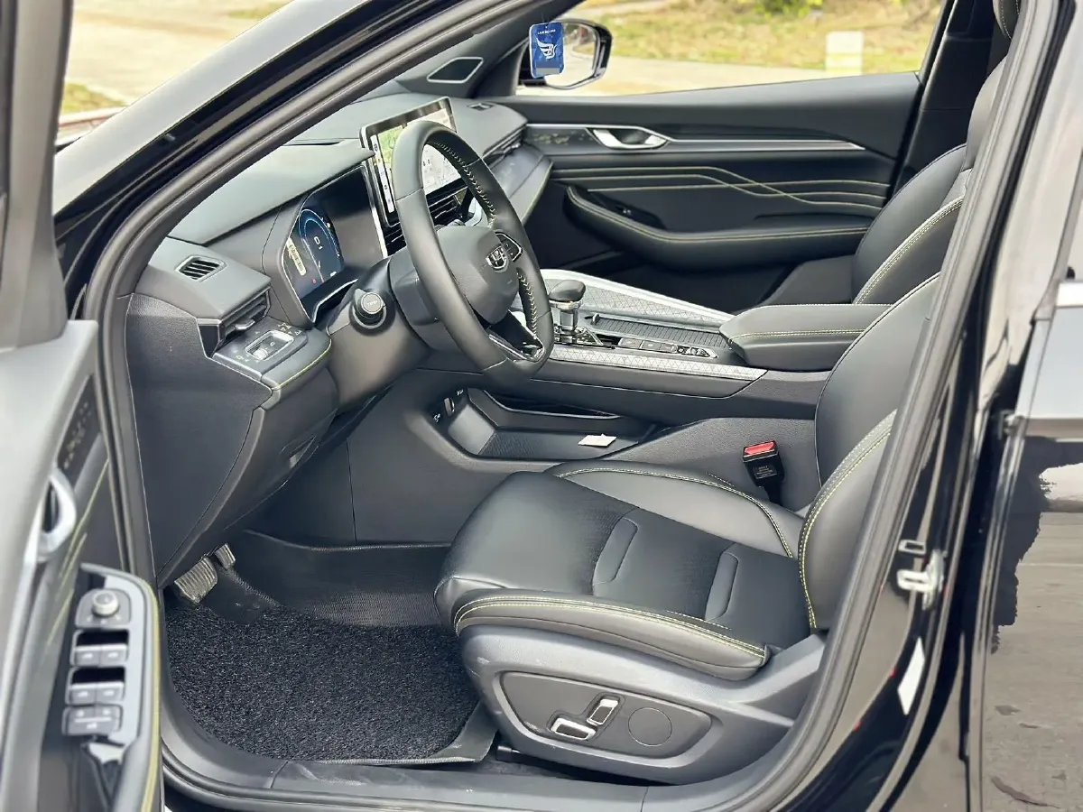 2025 Geely Preface 1.5T 181HP L4 7DCT,autocango,china used car exporter,china ev exporter,chinese used car exporter,chinese used ev exporter