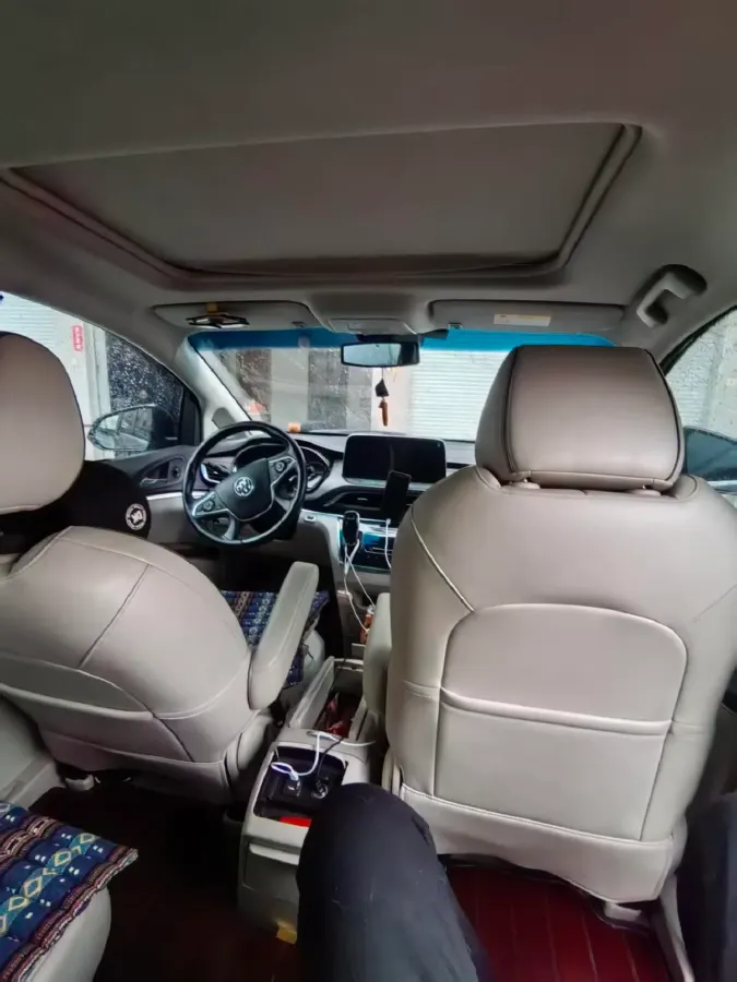 2021 Buick GL8 2.0T 237HP L4 9AT,autocango,china used car exporter,china ev exporter,chinese used car exporter,chinese used ev exporter