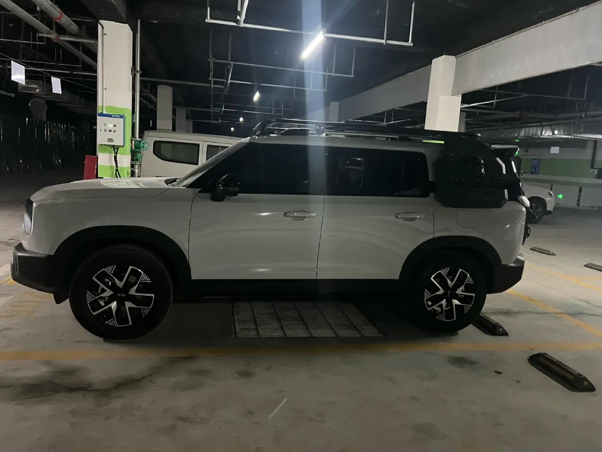 2024 Beijing BJ30 1.5T 188HP L4 7DCT,autocango,china used car exporter,china ev exporter,chinese used car exporter,chinese used ev exporter