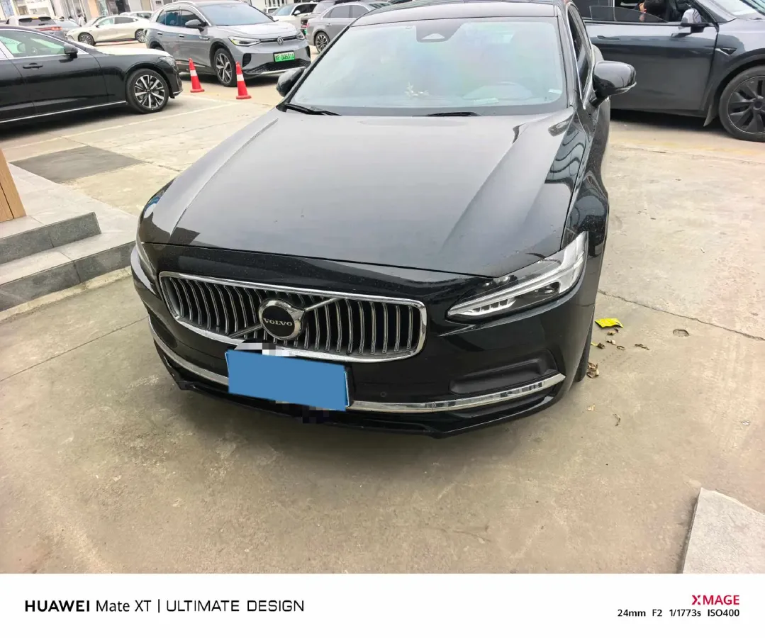 2023 Volvo S90 2.0T 250HP L4 8AT,autocango,china used car exporter,china ev exporter,chinese used car exporter,chinese used ev exporter