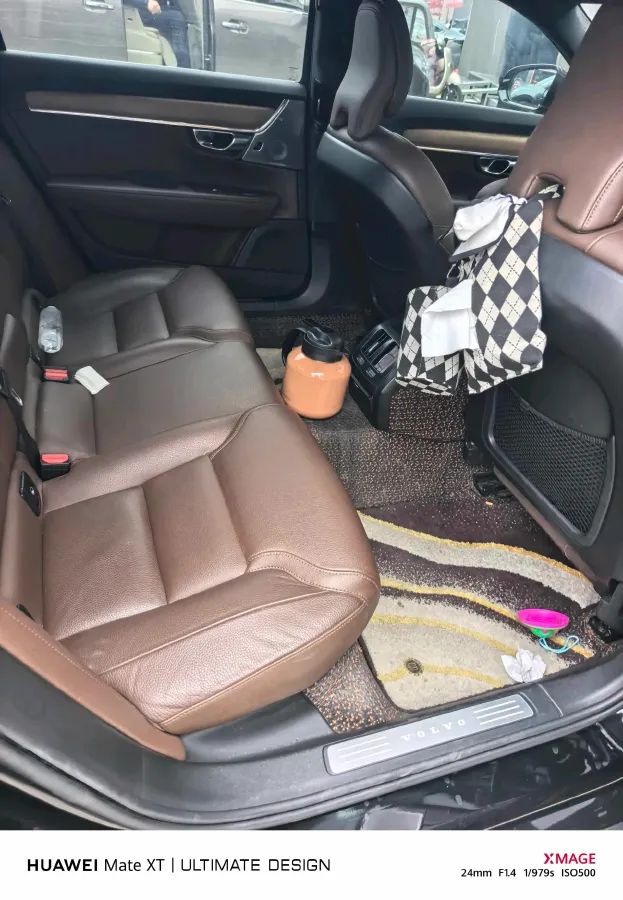 2023 Volvo S90 2.0T 250HP L4 8AT,autocango,china used car exporter,china ev exporter,chinese used car exporter,chinese used ev exporter