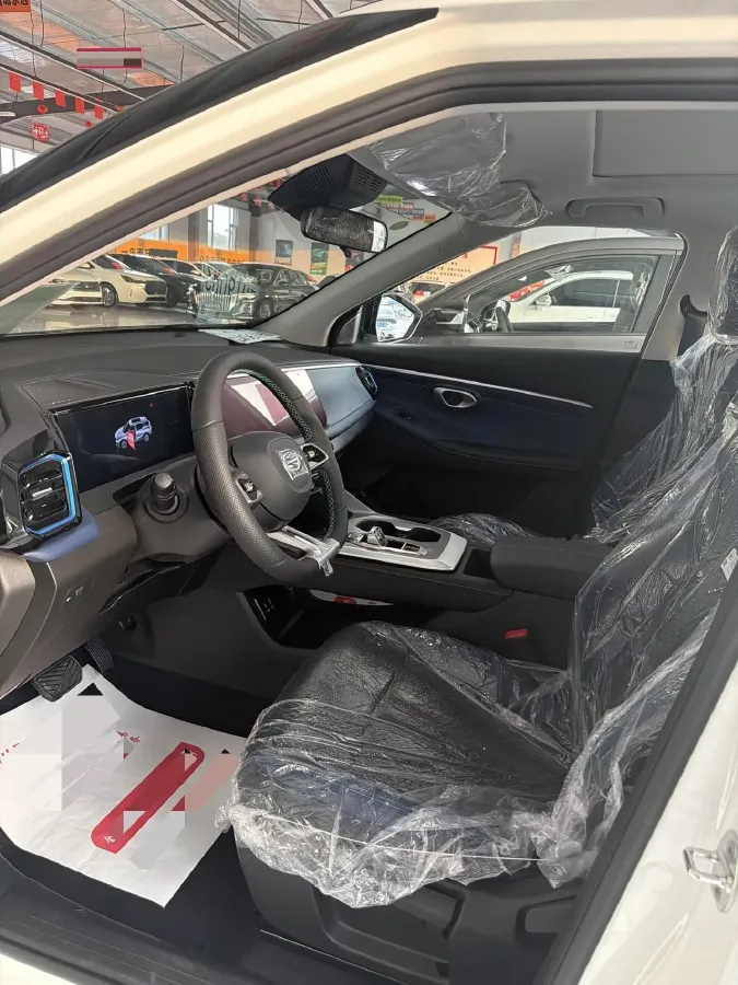 2023 GAC Trumpchi GS3 1.5T 177HP L4 7DCT,autocango,china used car exporter,china ev exporter,chinese used car exporter,chinese used ev exporter