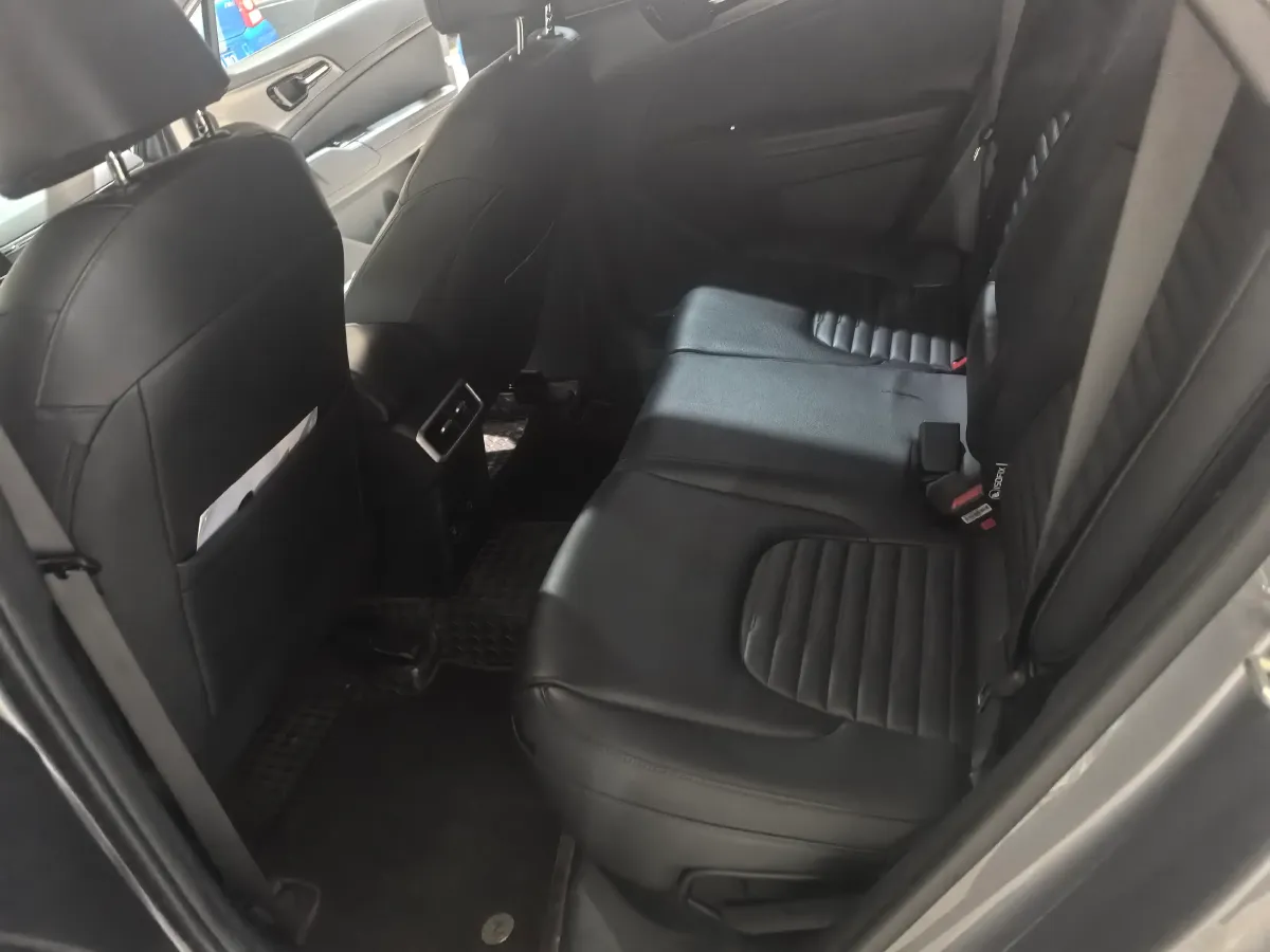 2025 Kia Sportage 2.0T 236HP L4 8AT,autocango,china used car exporter,china ev exporter,chinese used car exporter,chinese used ev exporter