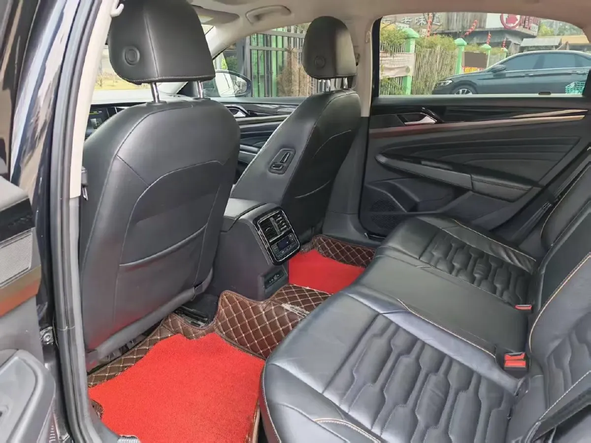 2020 Volkswagen Passat 2.0T 186HP L4 7DCT,autocango,china used car exporter,china ev exporter,chinese used car exporter,chinese used ev exporter