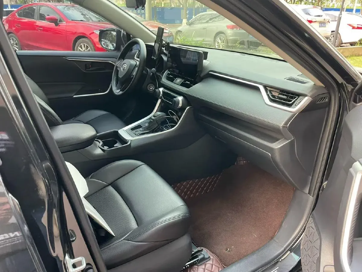 2023 Toyota Wildlander 2.0L 171HP L4 CVT,autocango,china used car exporter,china ev exporter,chinese used car exporter,chinese used ev exporter