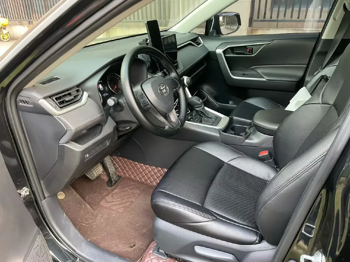 2023 Toyota Wildlander 2.0L 171HP L4 CVT,autocango,china used car exporter,china ev exporter,chinese used car exporter,chinese used ev exporter