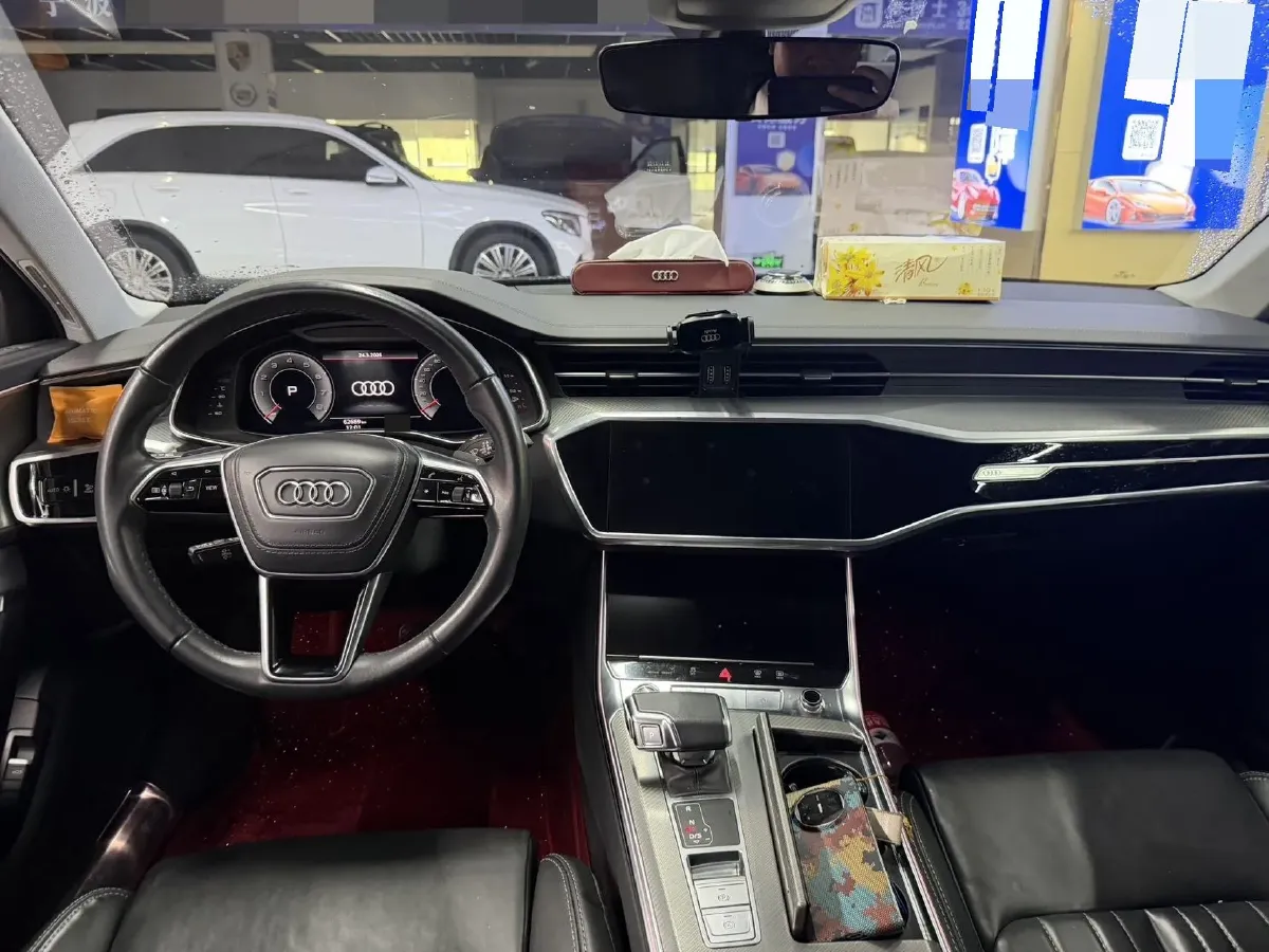 2023 Audi A6L 2.0T 245HP L4 7DCT,autocango,china used car exporter,china ev exporter,chinese used car exporter,chinese used ev exporter