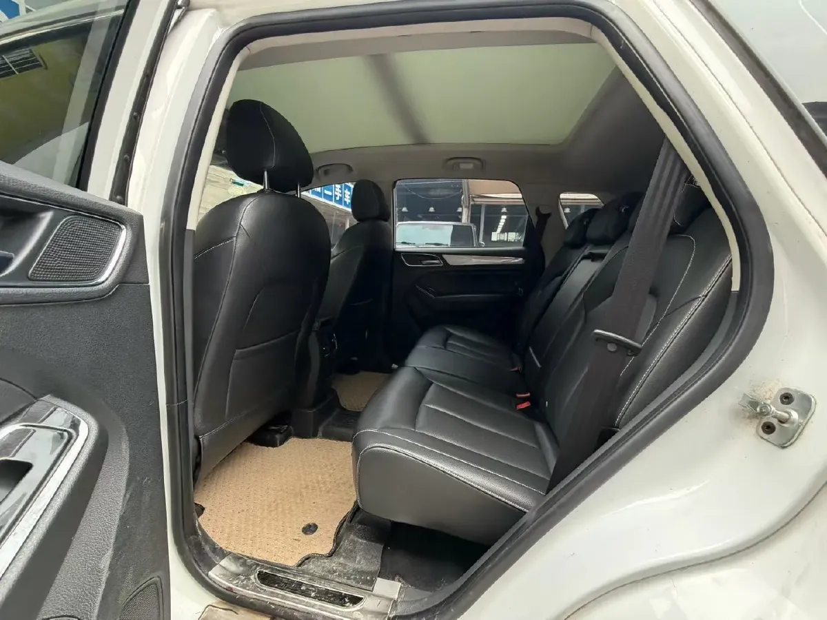 2018 Roewe RX5 1.5T 169HP L4 7DCT,autocango,china used car exporter,china ev exporter,chinese used car exporter,chinese used ev exporter