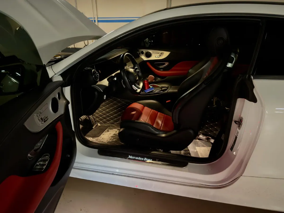 2021 Mercedes-Benz E Class 2.0T 258HP L4 9AT,autocango,china used car exporter,china ev exporter,chinese used car exporter,chinese used ev exporter