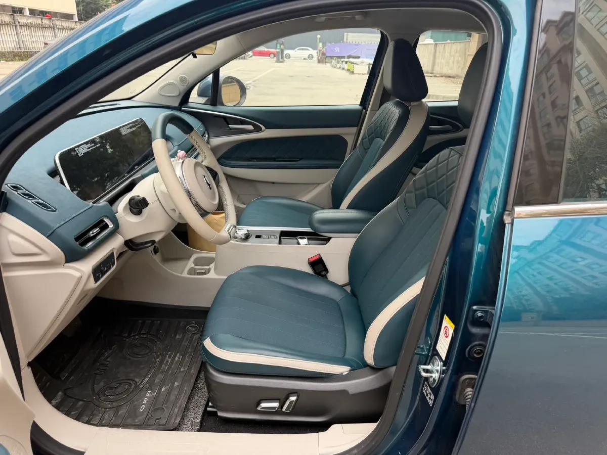 2022 ChangAn CS75 Plus 1.5T 178HP L4 6AT,autocango,china used car exporter,china ev exporter,chinese used car exporter,chinese used ev exporter