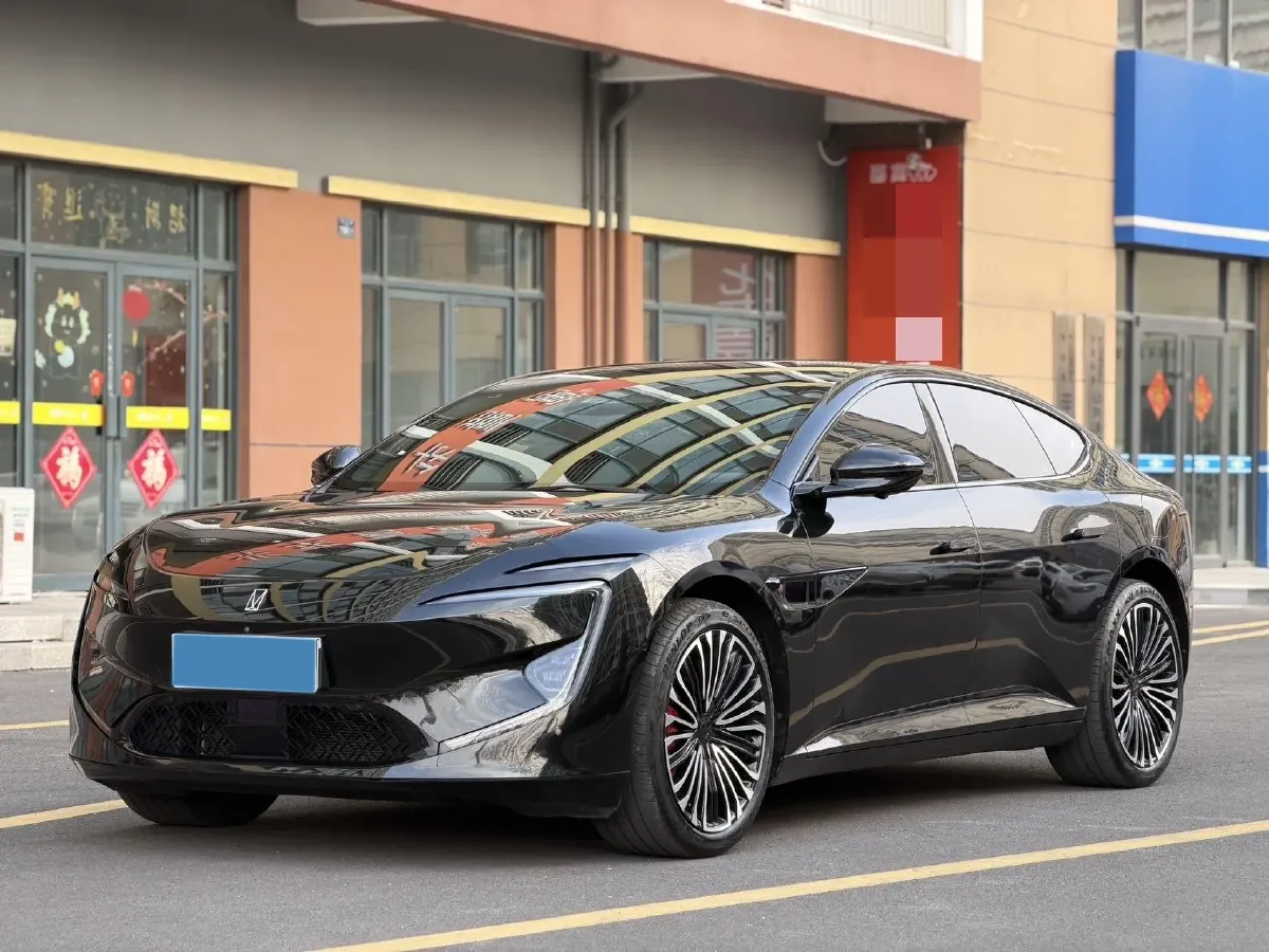 2025 Avatr 12 1.5T 156HP L4 REEV 39.05KWH,autocango,china used car exporter,china ev exporter,chinese used car exporter,chinese used ev exporter