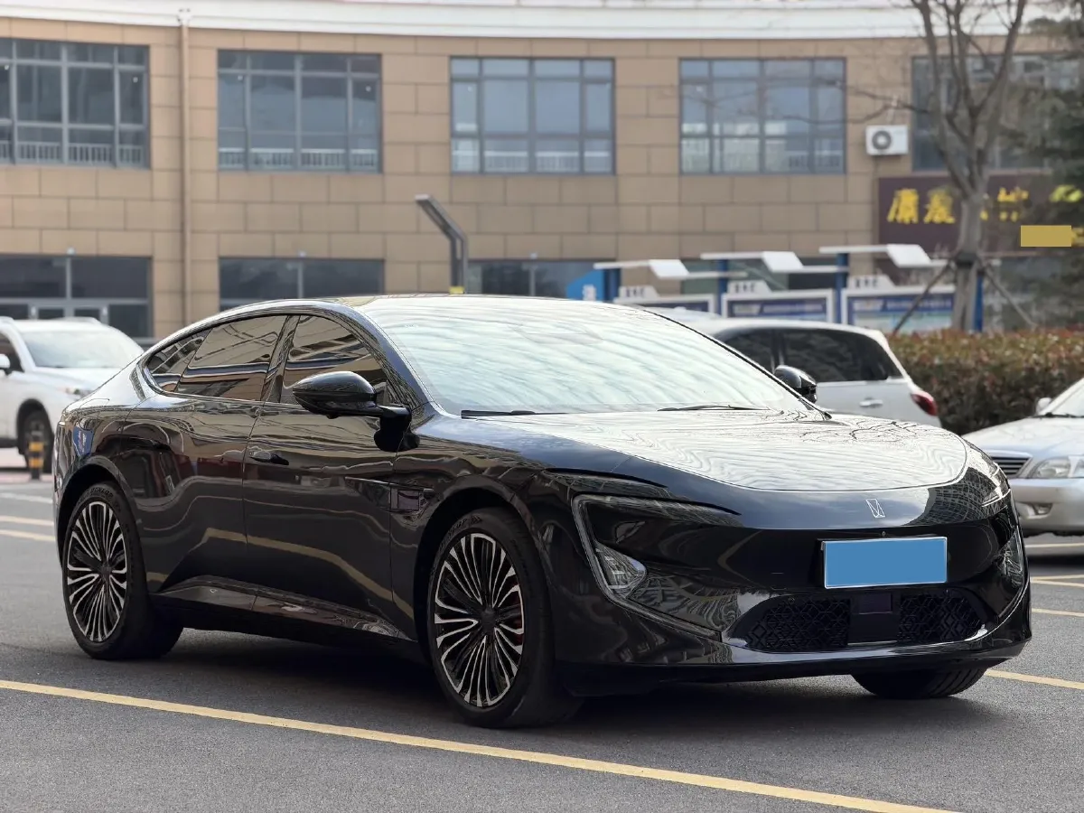 2025 Avatr 12 1.5T 156HP L4 REEV 39.05KWH,autocango,china used car exporter,china ev exporter,chinese used car exporter,chinese used ev exporter