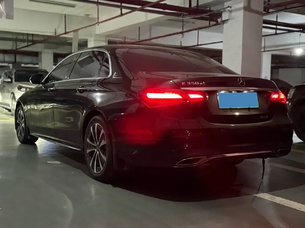 2021 Mercedes-Benz E Class 2.0T 211HP L4 9AT PHEV 25.4KWH,autocango,china used car exporter,china ev exporter,chinese used car exporter,chinese used ev exporter