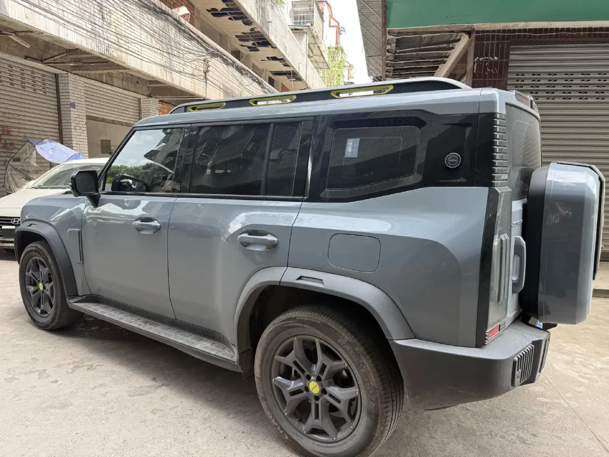 2023 Jetour Traveller 2.0T 254HP L4 7DCT,autocango,china used car exporter,china ev exporter,chinese used car exporter,chinese used ev exporter