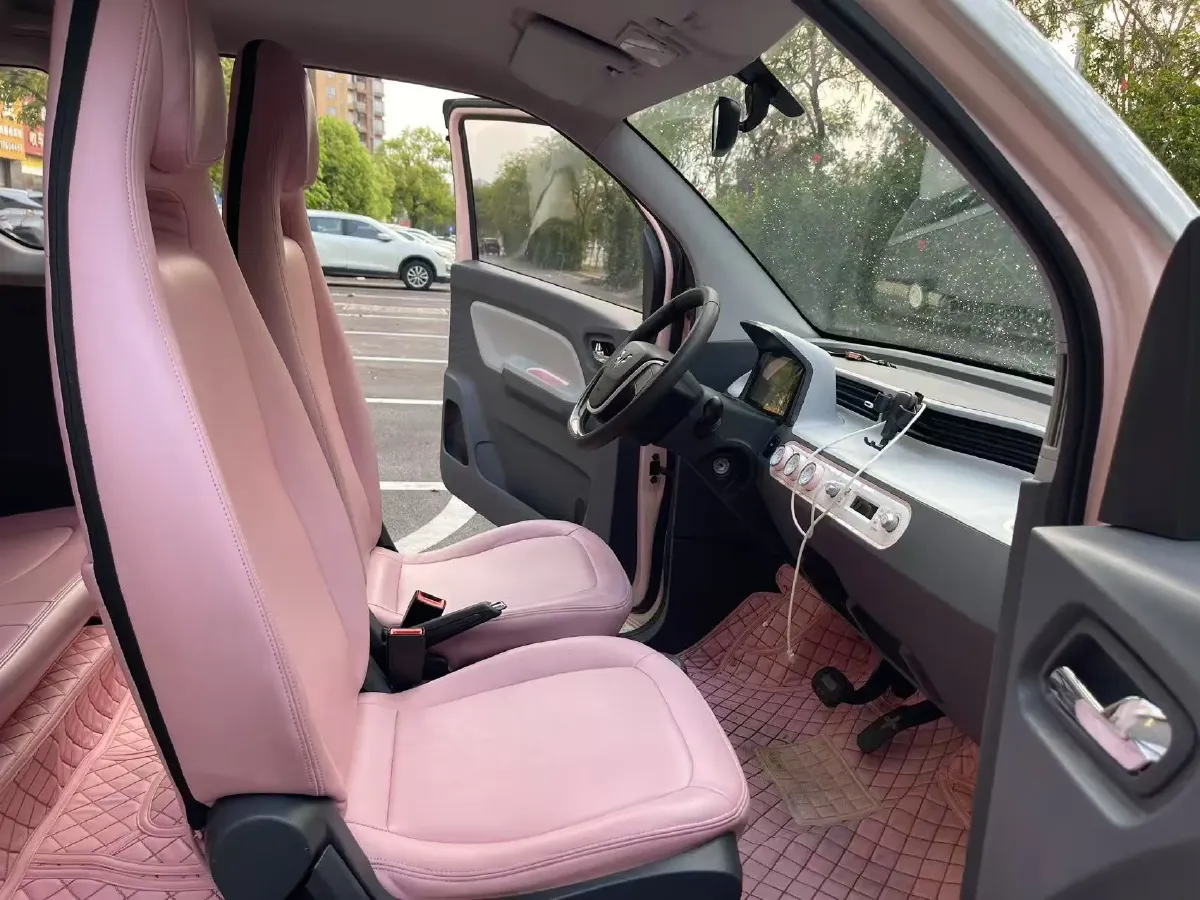 2021 WuLing HongGuang MINI EV BEV 13.8KWH,autocango,china used car exporter,china ev exporter,chinese used car exporter,chinese used ev exporter