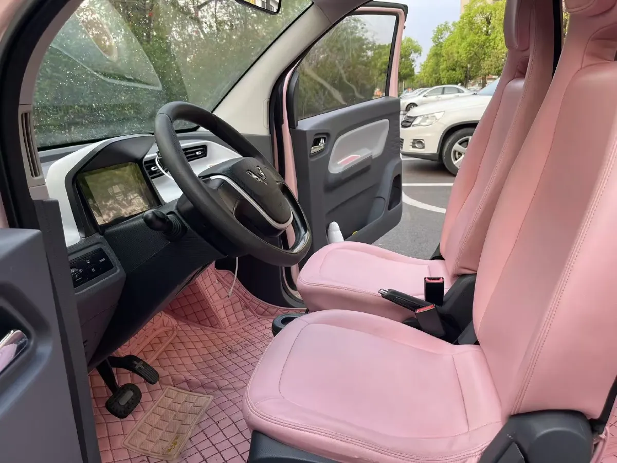 2021 WuLing HongGuang MINI EV BEV 13.8KWH,autocango,china used car exporter,china ev exporter,chinese used car exporter,chinese used ev exporter