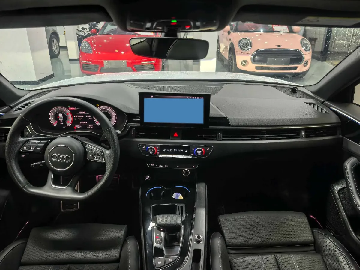 2024 Audi A4L 2.0T 190HP L4 7DCT,autocango,china used car exporter,china ev exporter,chinese used car exporter,chinese used ev exporter