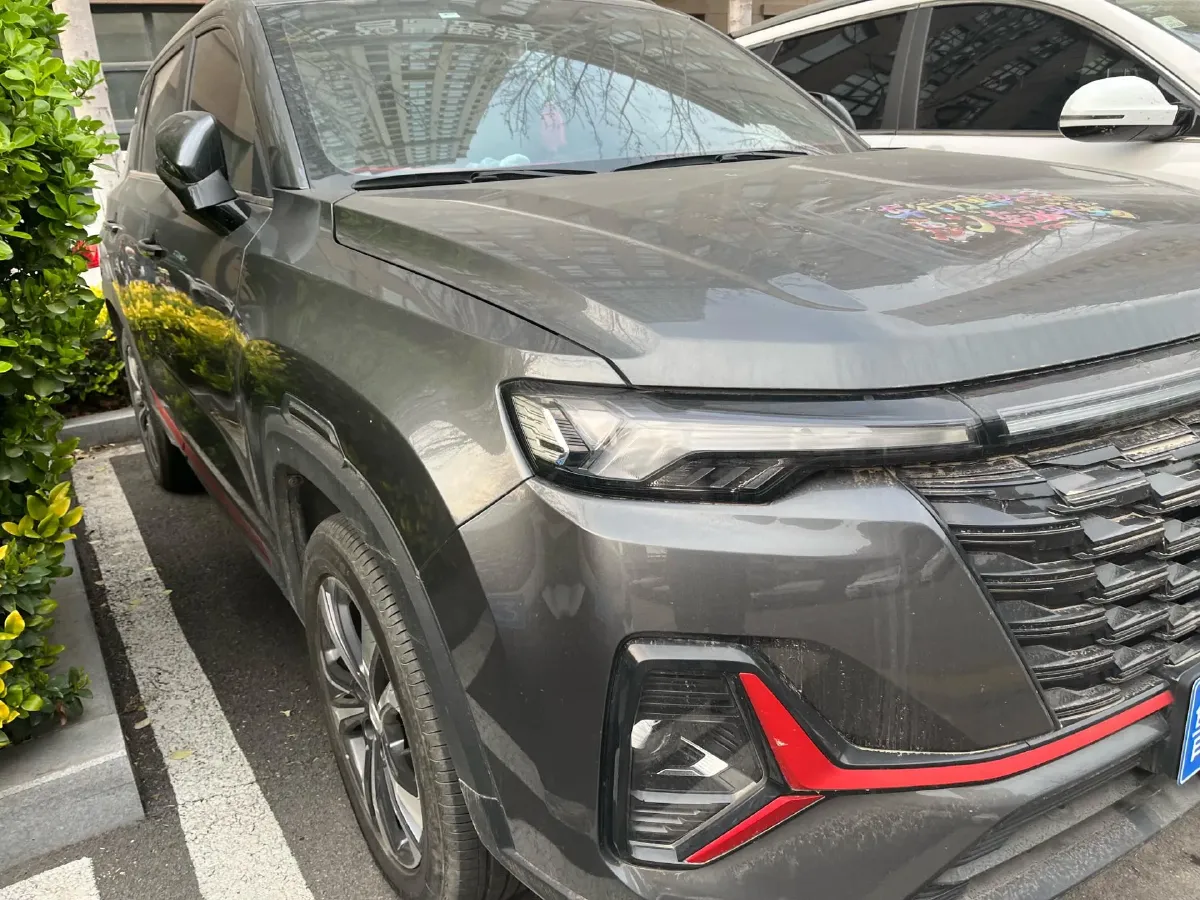 2022 ChangAn CS35 Plus 1.4T 160HP L4 7DCT,autocango,china used car exporter,china ev exporter,chinese used car exporter,chinese used ev exporter