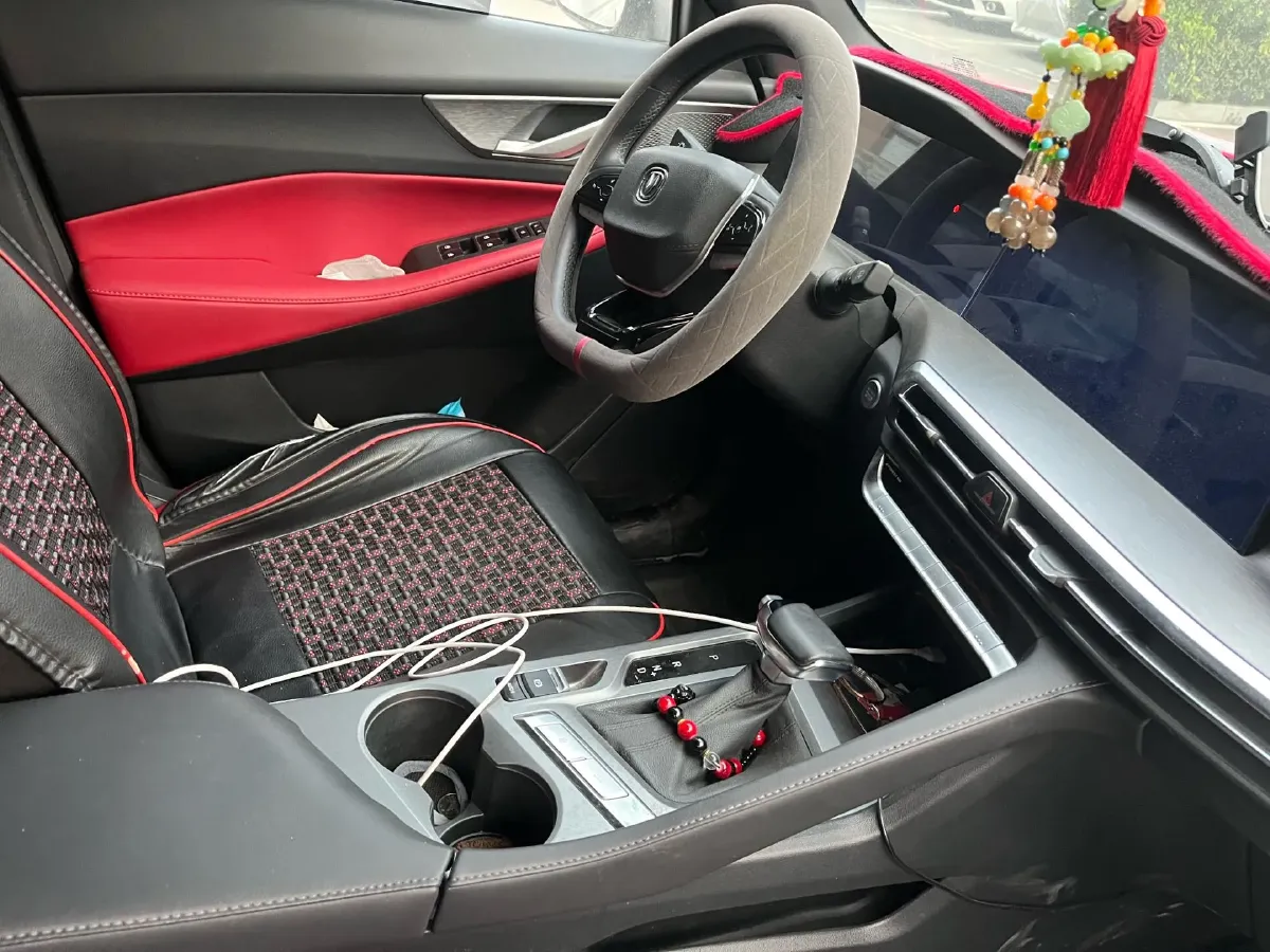 2022 ChangAn CS35 Plus 1.4T 160HP L4 7DCT,autocango,china used car exporter,china ev exporter,chinese used car exporter,chinese used ev exporter