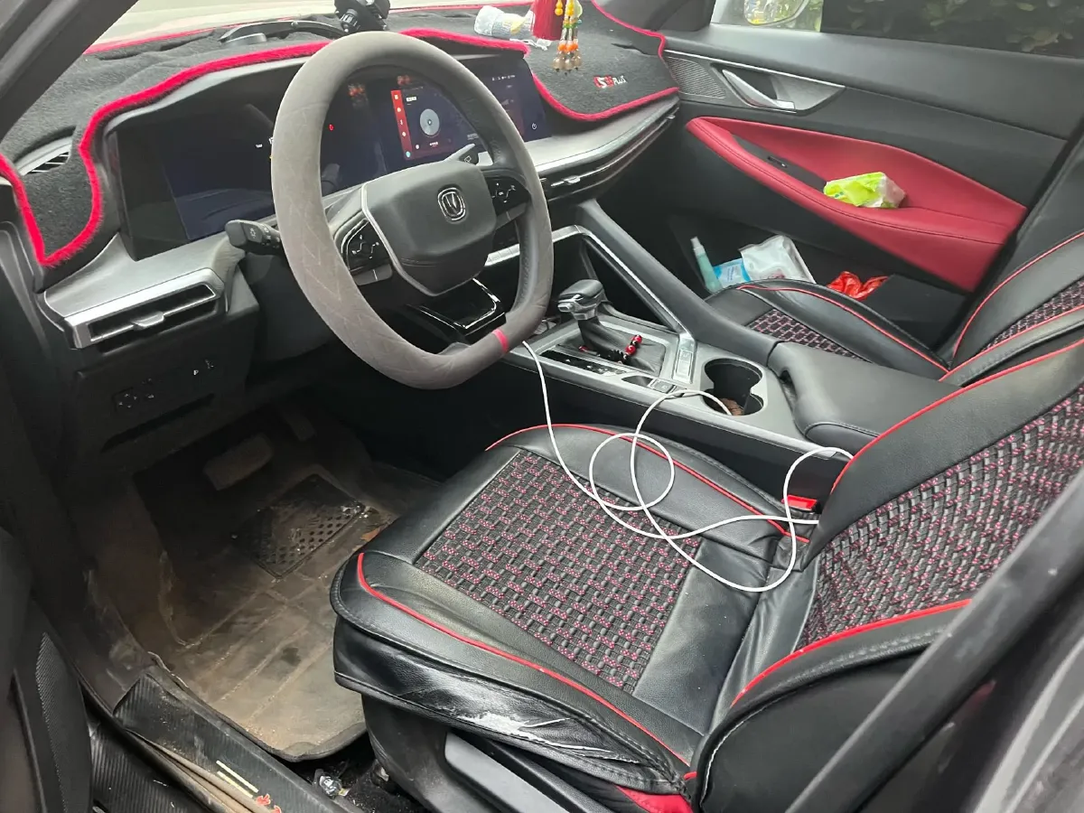 2022 ChangAn CS35 Plus 1.4T 160HP L4 7DCT,autocango,china used car exporter,china ev exporter,chinese used car exporter,chinese used ev exporter