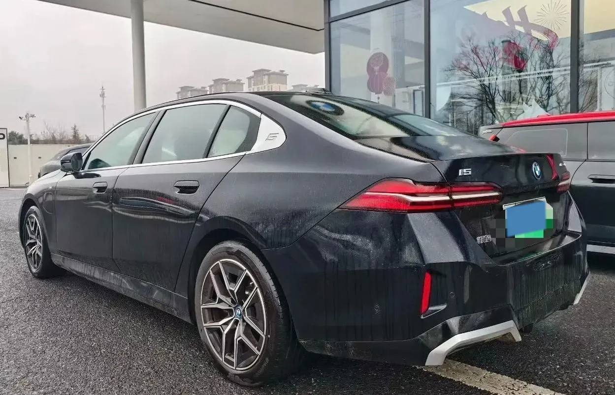 2025 BMW i5 BEV 96.96KWH,autocango,china used car exporter,china ev exporter,chinese used car exporter,chinese used ev exporter