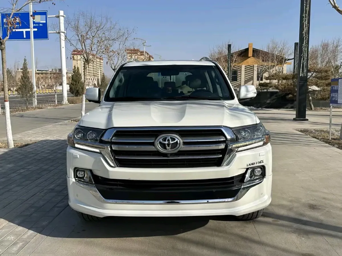 2019 Chevrolet Trax 1.0T 125HP L3 6AT,autocango,china used car exporter,china ev exporter,chinese used car exporter,chinese used ev exporter