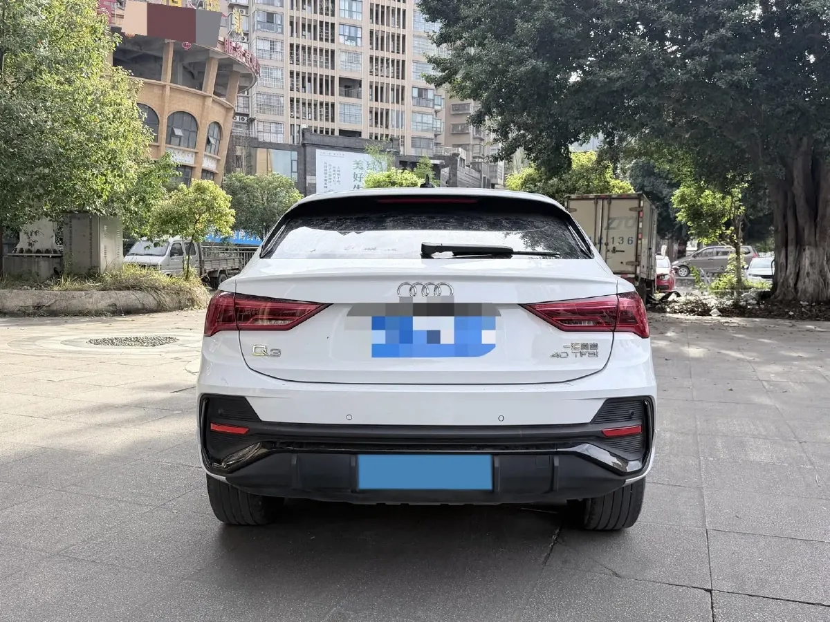 2022 Audi Q3 Sportback 2.0T 186HP L4 7DCT,autocango,china used car exporter,china ev exporter,chinese used car exporter,chinese used ev exporter