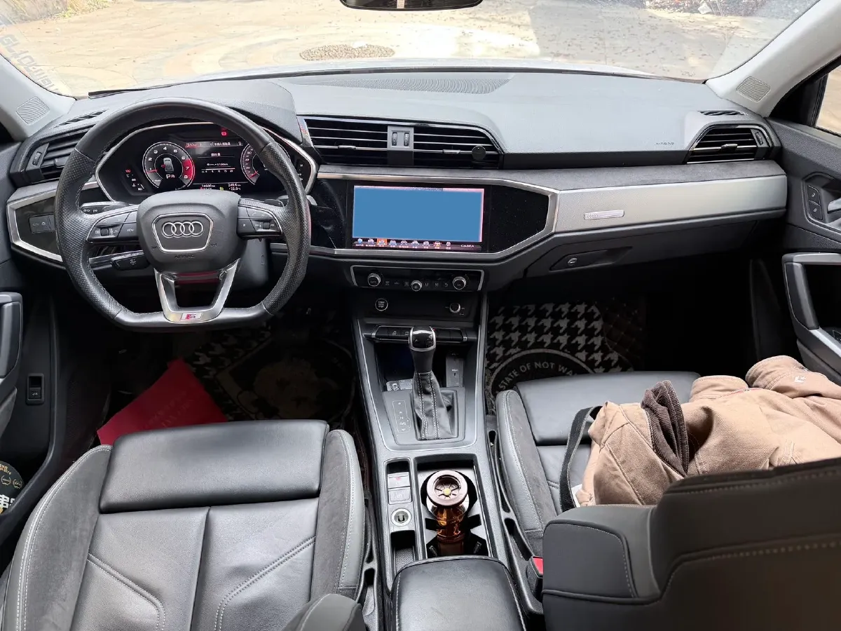 2022 Audi Q3 Sportback 2.0T 186HP L4 7DCT,autocango,china used car exporter,china ev exporter,chinese used car exporter,chinese used ev exporter