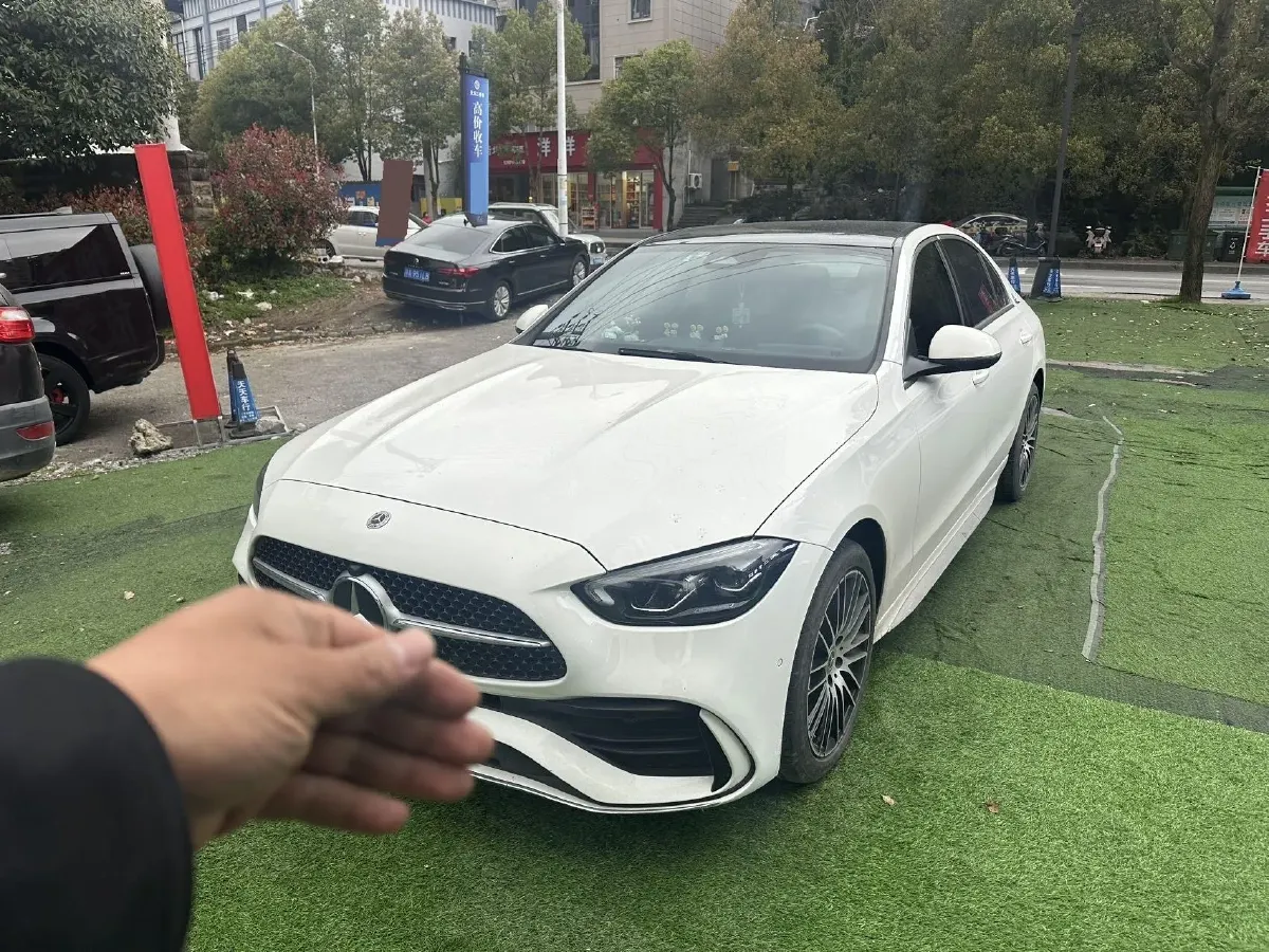 2023 Mercedes-Benz C Class 1.5T 204HP L4 9AT,autocango,china used car exporter,china ev exporter,chinese used car exporter,chinese used ev exporter
