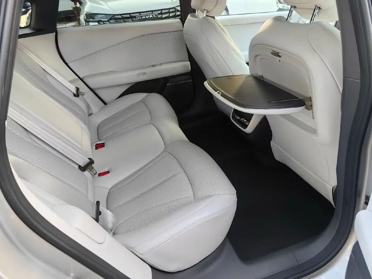 2024 Xpeng P7+ BEV 60.7KWH,autocango,china used car exporter,china ev exporter,chinese used car exporter,chinese used ev exporter