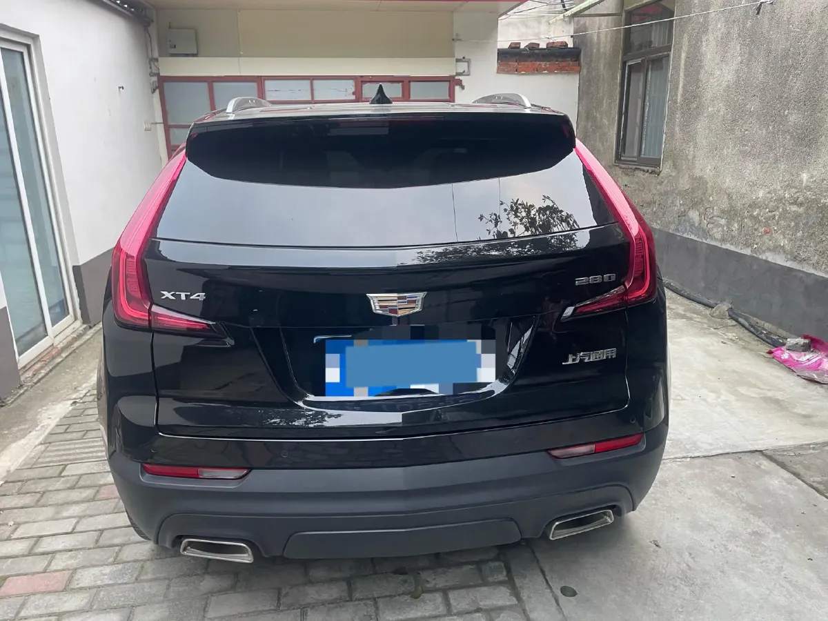 2021 Cadillac XT4 2.0T 237HP L4 9AT,autocango,china used car exporter,china ev exporter,chinese used car exporter,chinese used ev exporter
