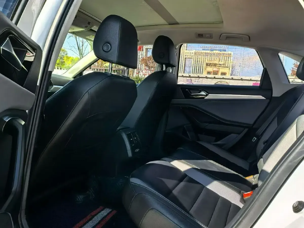 2019 Volkswagen Tharu 1.4T 150HP L4 7DCT,autocango,china used car exporter,china ev exporter,chinese used car exporter,chinese used ev exporter