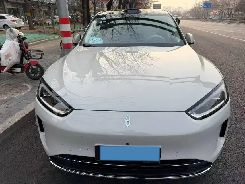 2025 AITO AITO M5 1.5T 152HP L4 REEV 42KWH,autocango,china used car exporter,china ev exporter,chinese used car exporter,chinese used ev exporter