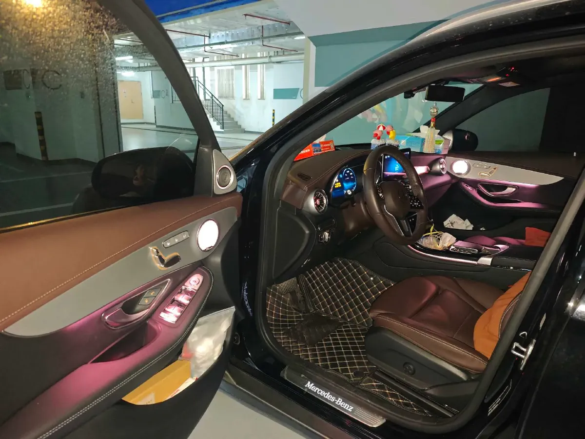 2022 Mercedes-Benz GLC Class 2.0T 197HP L4 9AT,autocango,china used car exporter,china ev exporter,chinese used car exporter,chinese used ev exporter