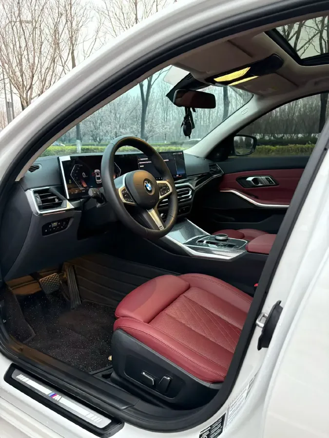 2024 BMW 3 Series 2.0T 184HP L4 8AT,autocango,china used car exporter,china ev exporter,chinese used car exporter,chinese used ev exporter