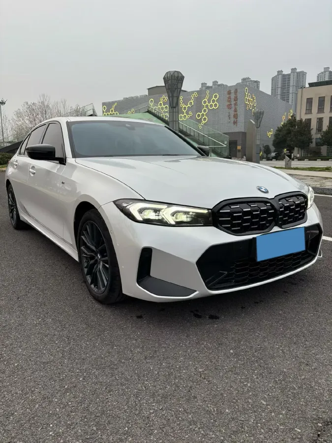 2024 BMW 3 Series 2.0T 184HP L4 8AT,autocango,china used car exporter,china ev exporter,chinese used car exporter,chinese used ev exporter